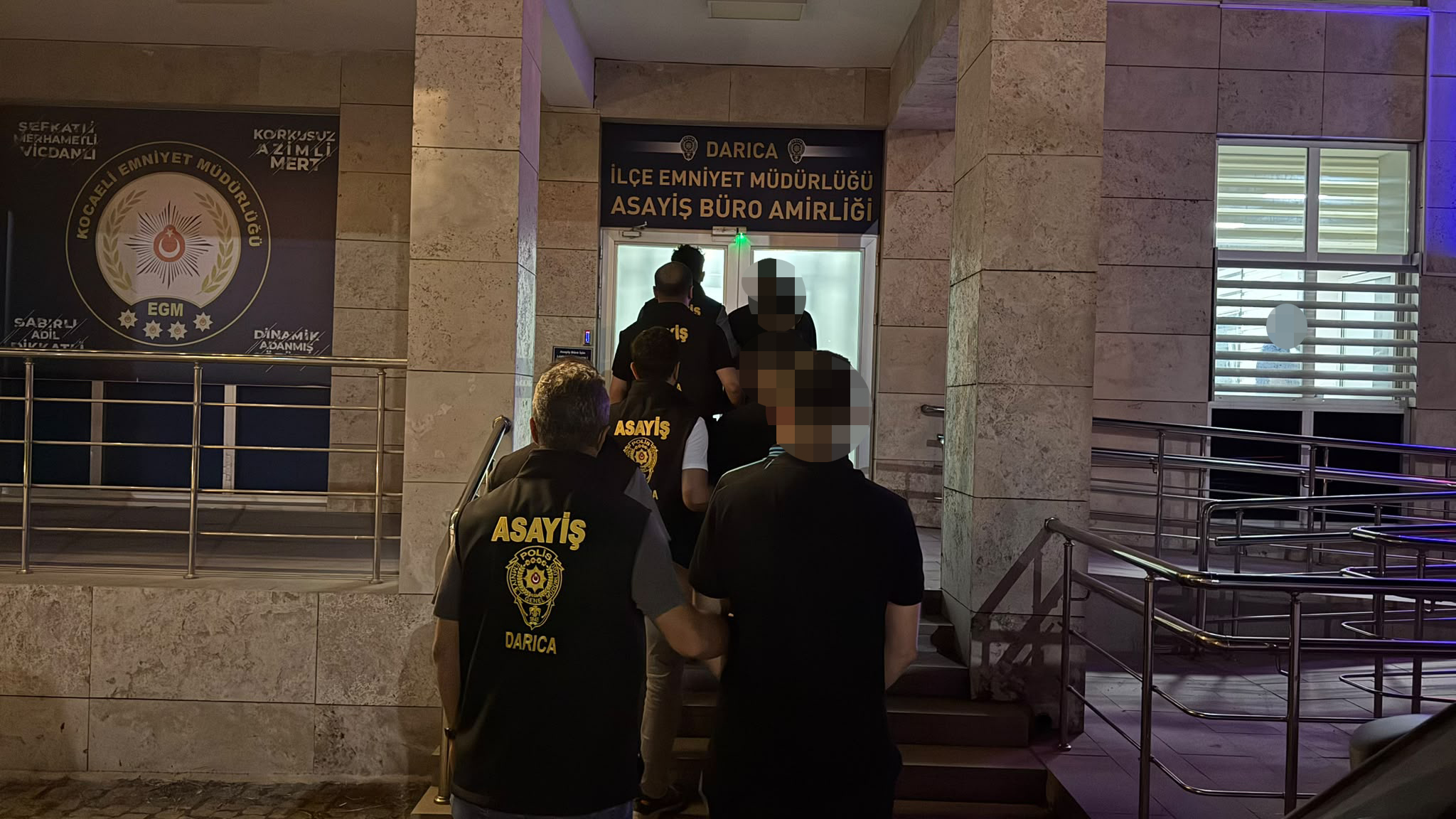 Darıca'da Genel Güvenliği Tehlikeye Sokma Olayı: 5 Şahıs Tutuklandı