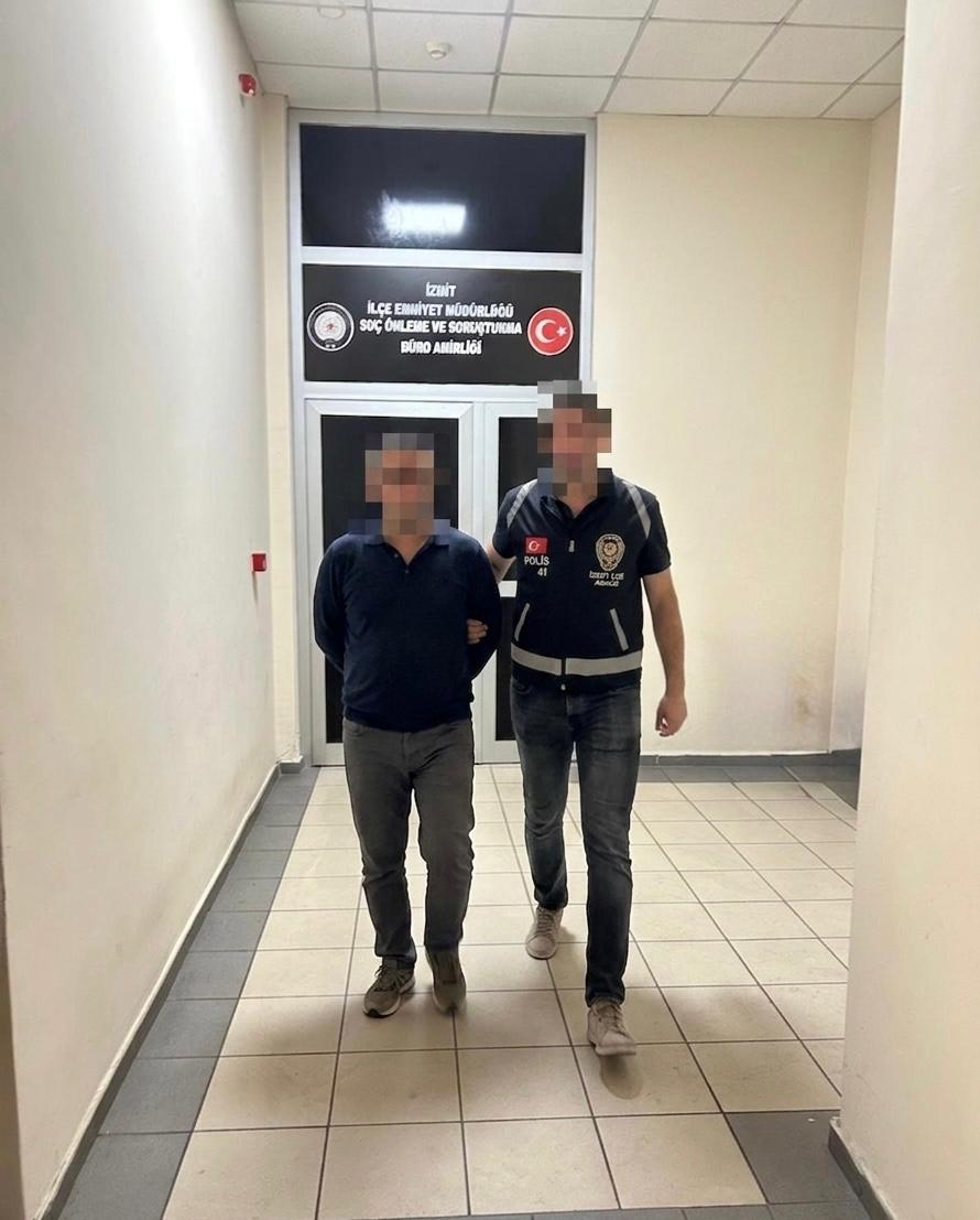 4 Yıl 2 Ay kesinleşmiş hapis cezası bulunan O.E. isimli şahıs İzmit İlçesinde düzenlenen operasyon ile...