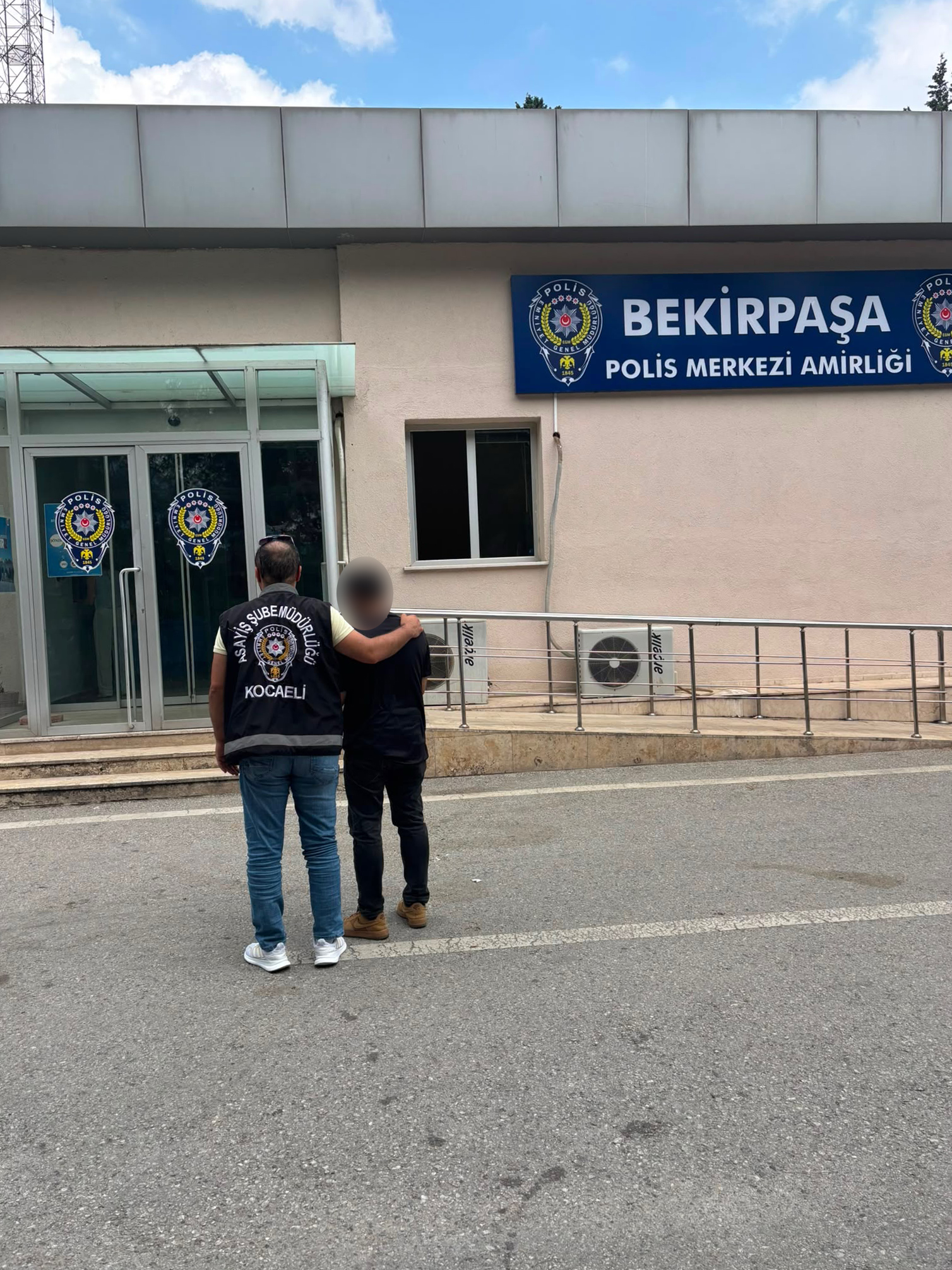 Kocaeli'de Uyuşturucu Ticareti Suçundan Aranan Hükümlü Yakalandı
