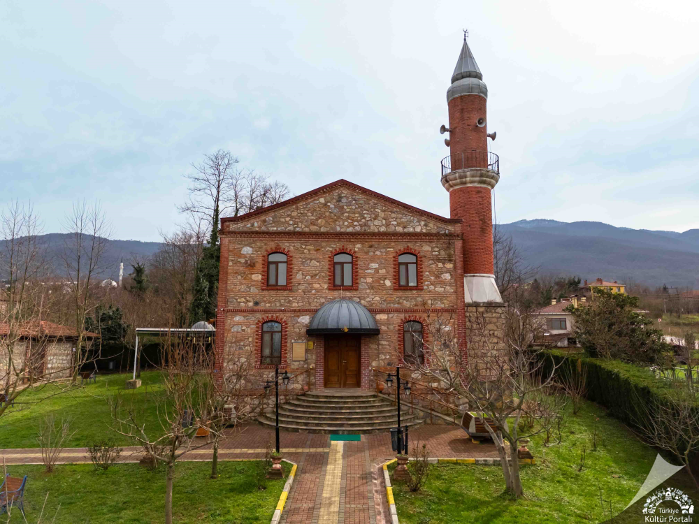 Hi̇kmeti̇ye Cami̇i̇