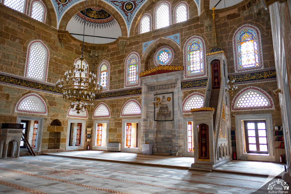 Pertev Mehmet Paşa Cami̇i̇