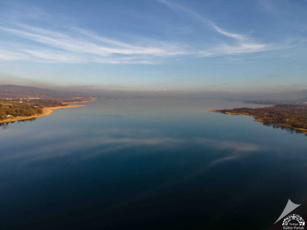 Sapanca Gölü
