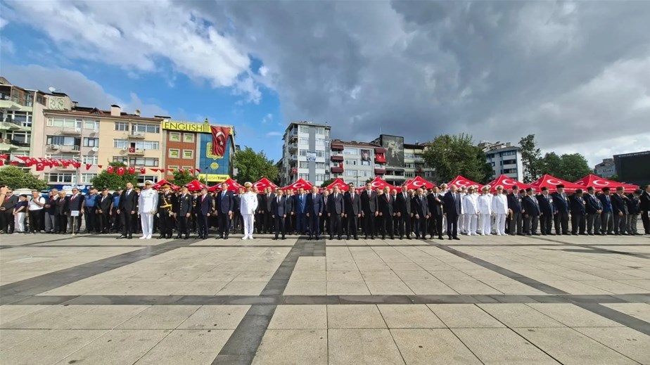 Kocaeli'de 30 Ağustos Zafer Bayramı'nın 104. Yılı Coşkuyla Kutlandı