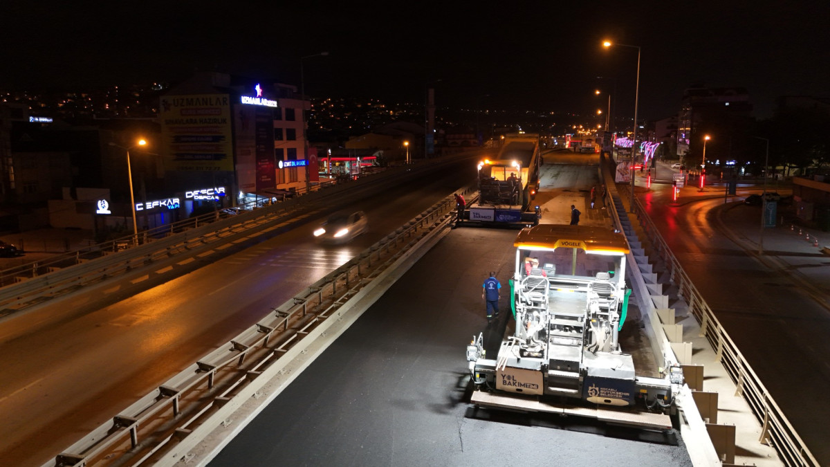 Yahya Kaptan Köprüsü'nde Asfalt Yenileme Çalışmaları Başladı