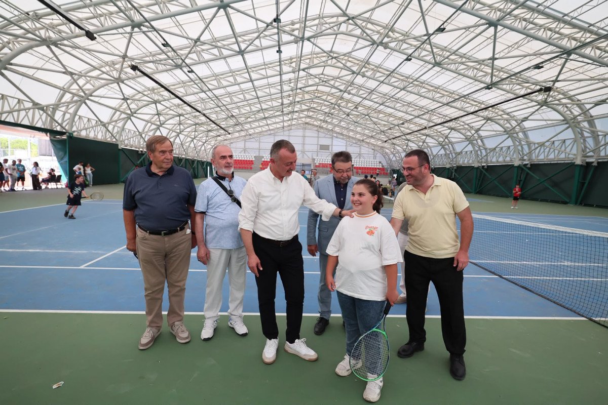 İzmit'te Kocaeli Büyükşehir T400 Masters Turnuvası Ödül Töreni Gerçekleşti