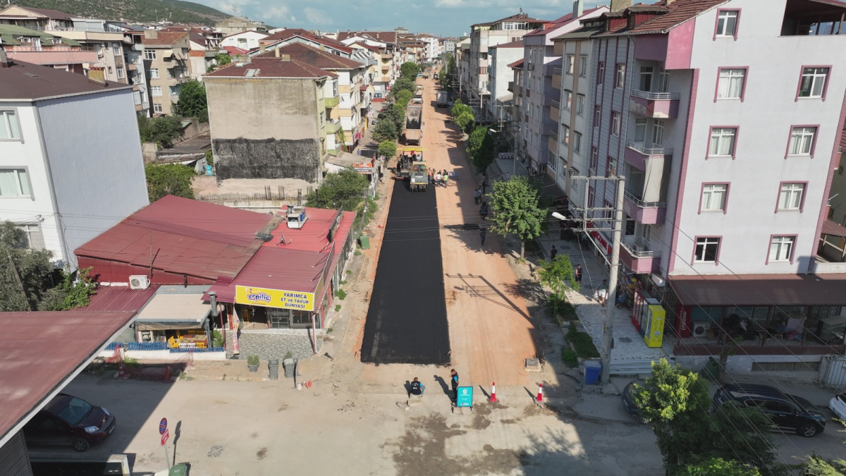 Körfez'de Mehmet Akif Ersoy Caddesi Prestij Kazanıyor