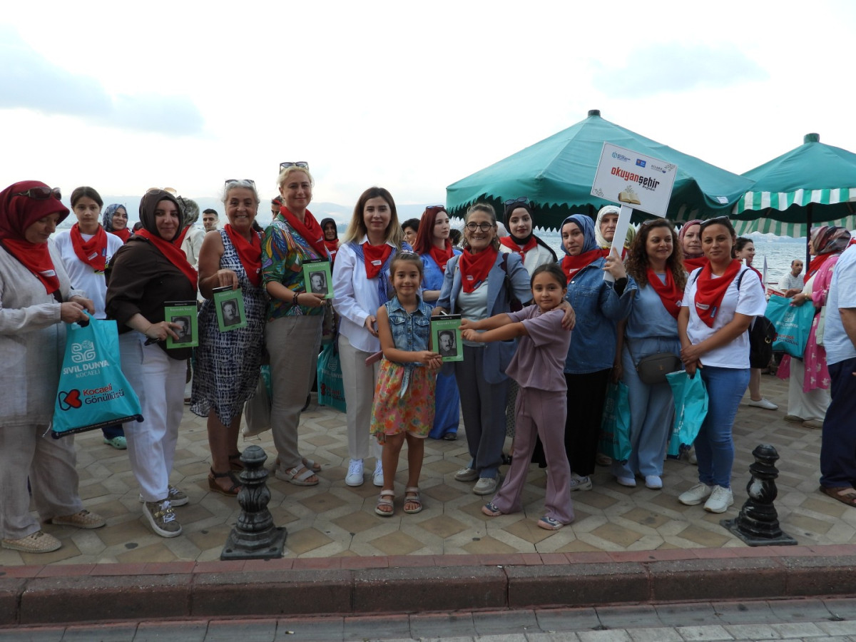 Körfez'de 'Kuyucaklı Yusuf' ile Kitap Okuma Etkinliği Düzenlendi