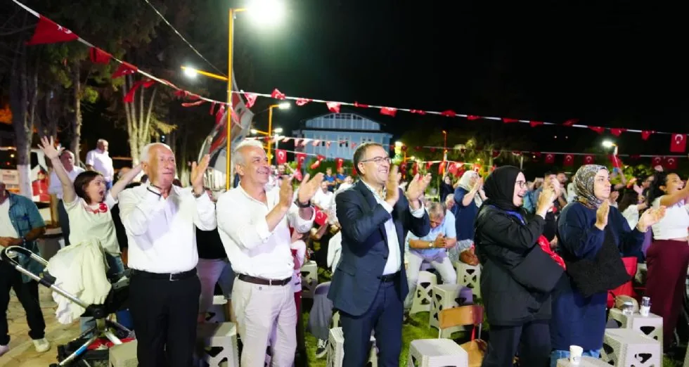 Derince'de Filenin Sultanları'nın Şampiyonluğu Coşkuyla Kutlandı