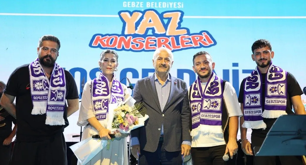 Gebze Millet Bahçesi'nde Grup İmera Konseri Gerçekleşti