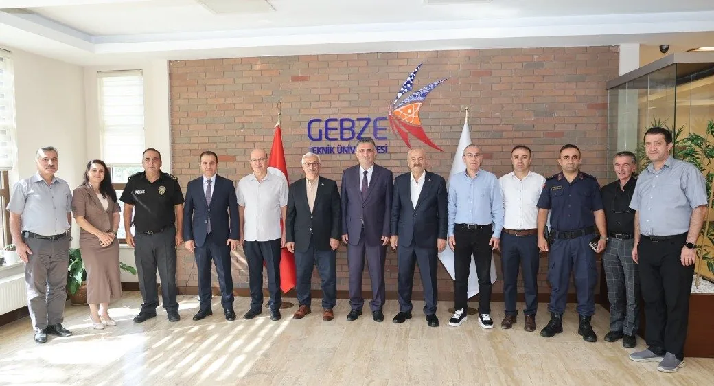 Gebze Belediye Başkanı Büyükgöz, Rektör Mantar’a Hayırlı Olsun Ziyaretinde Bulundu