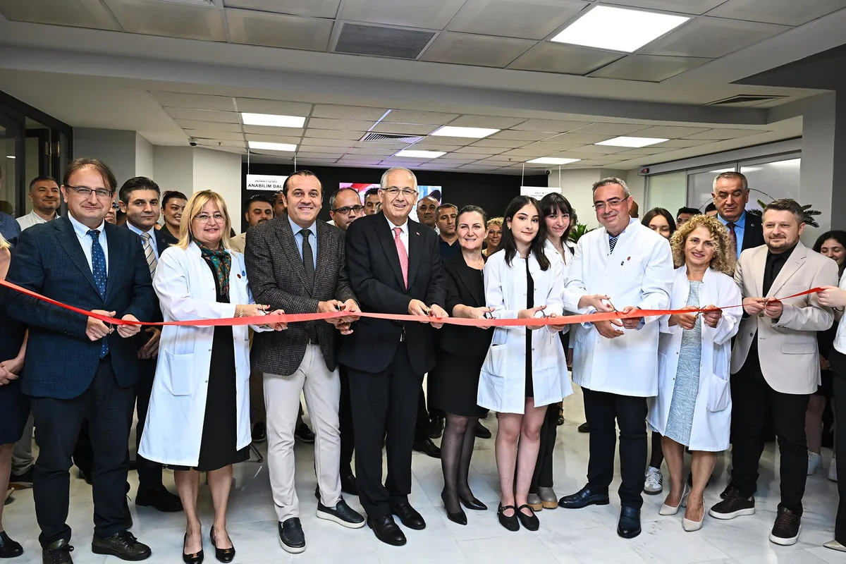 Kocaeli Üniversitesi Tıp Fakültesi Anatomi Eğitim ve Araştırma Laboratuvarı Açıldı